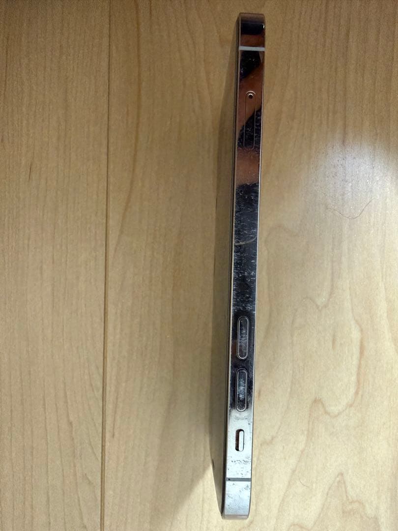 【ネコ】Apple iPhone 12 Pro シルバー 本体　256GB