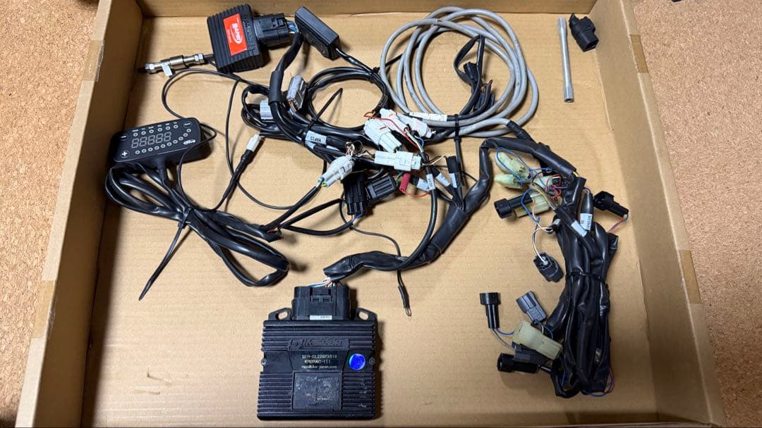 rapid bike zx25rより取り外し　サブコン他