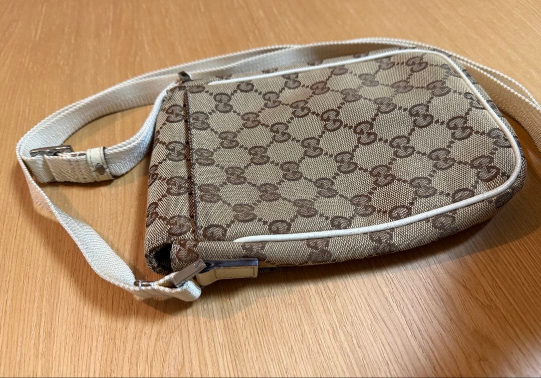 GUCCI ショルダーバッグ