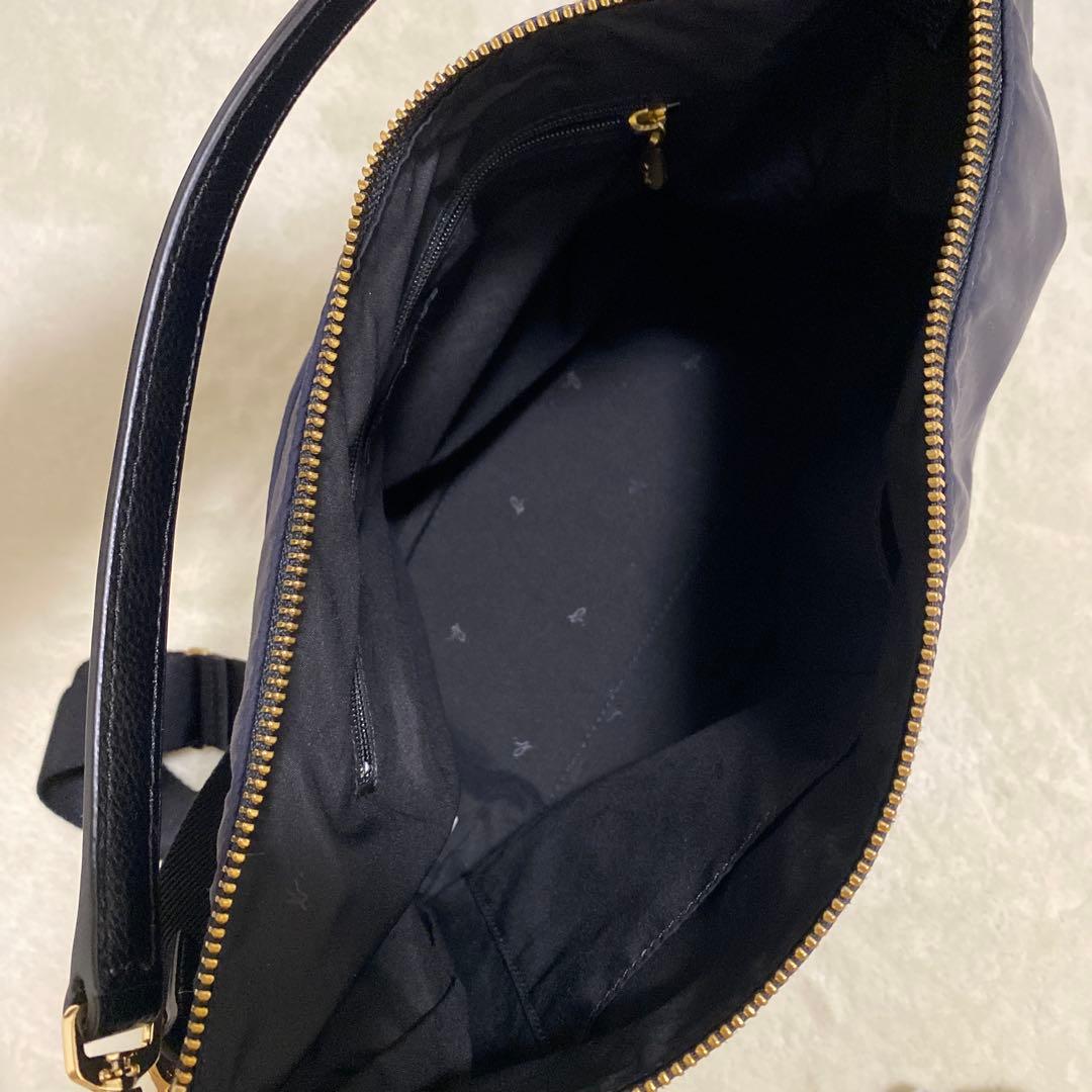 アニエスベー【美品】ショルダーバッグ2wayロゴチャーム