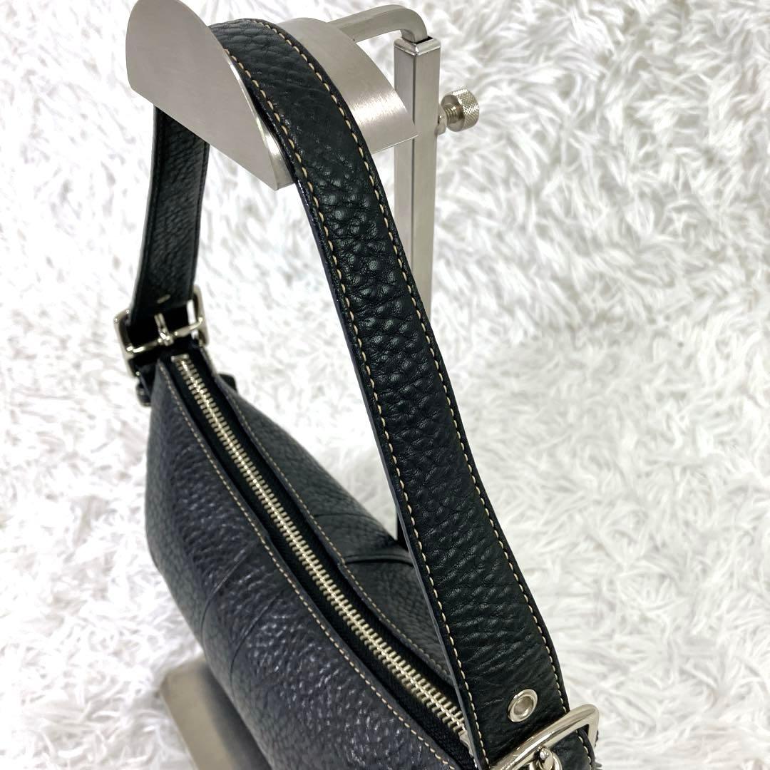 希少モデル　コーチ　ワンショルダーバッグ　アクセサリーバッグ　シボ加工　ブラック