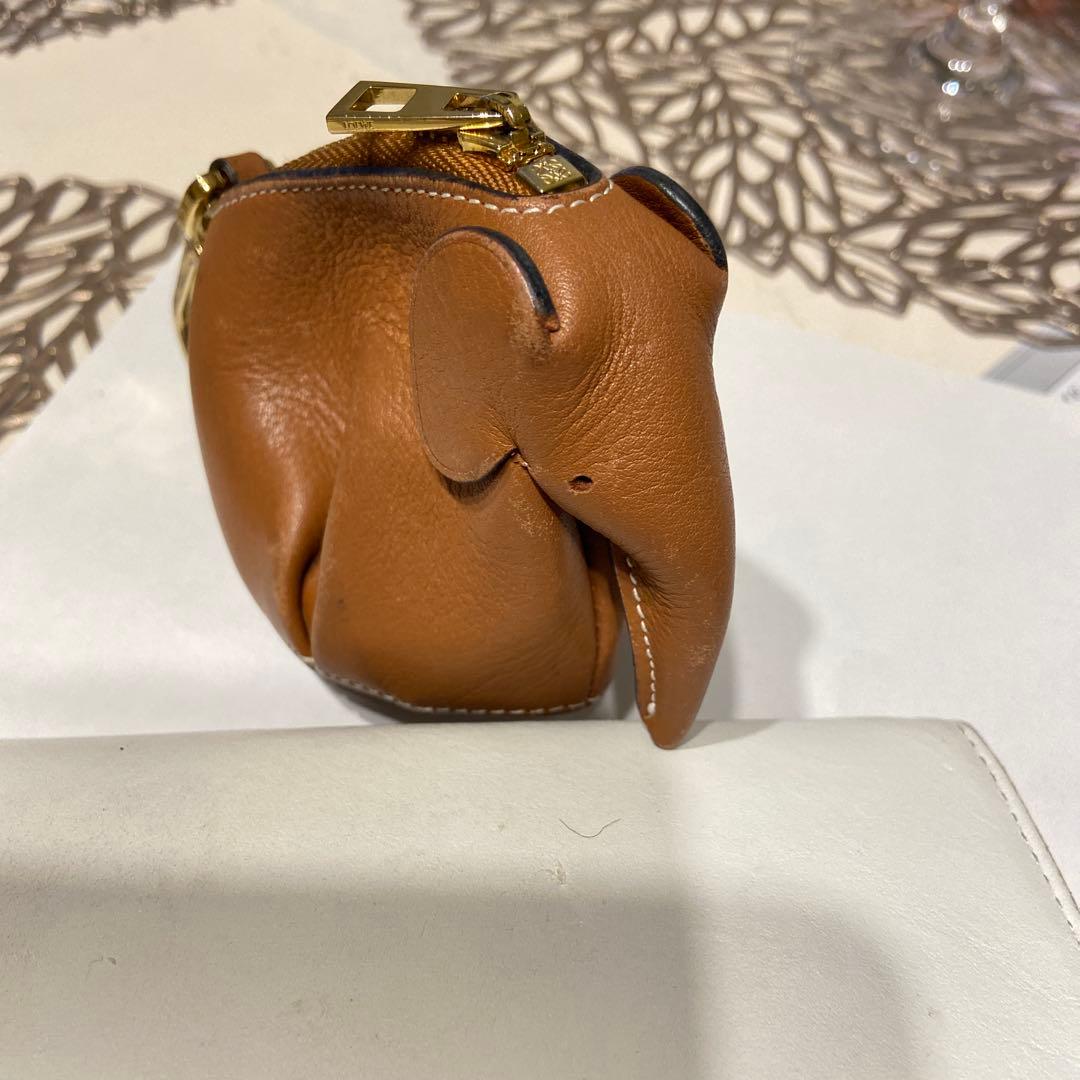 sale 30%off 価格変更　LOEWEゾウのキーホルダー小物入型