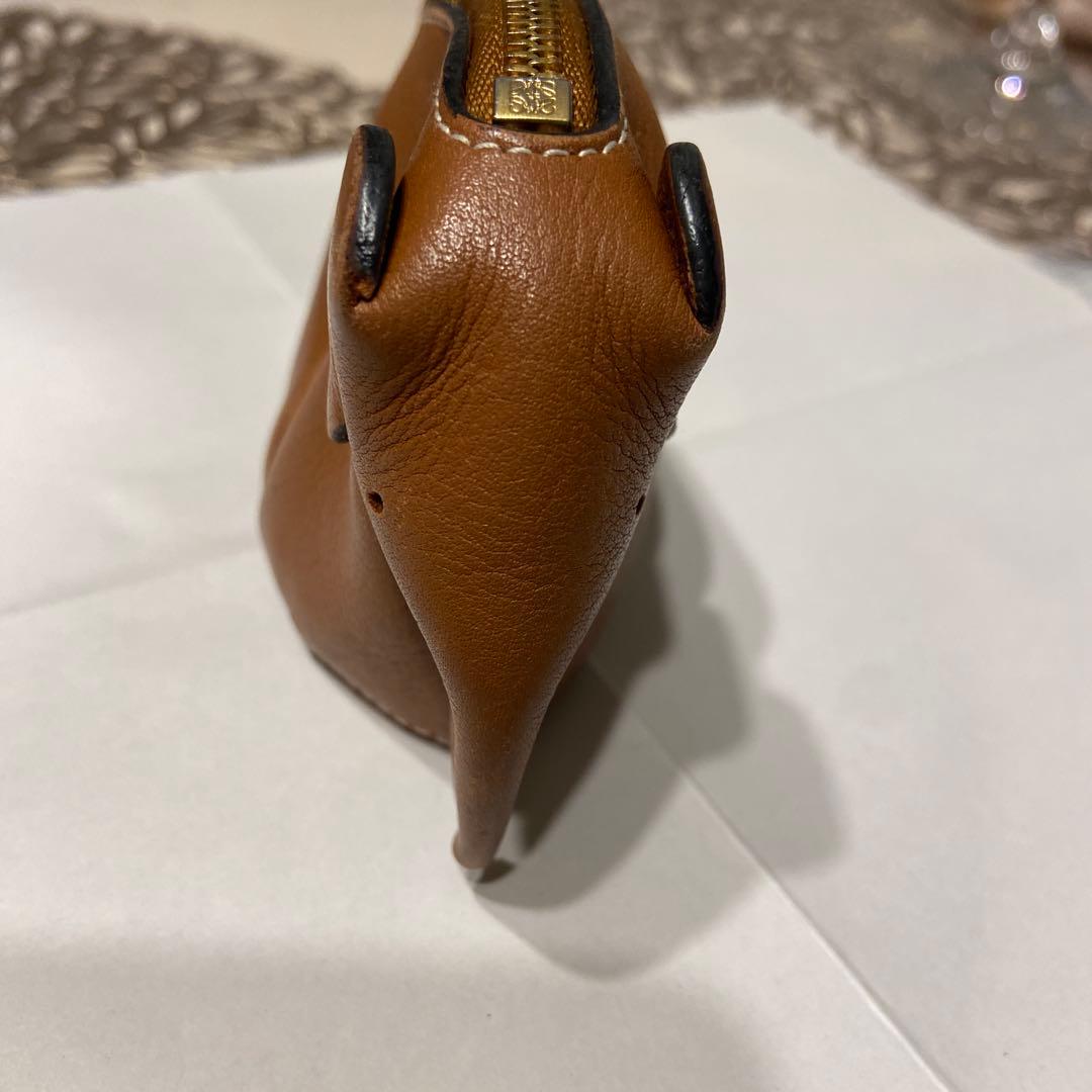 sale 30%off 価格変更　LOEWEゾウのキーホルダー小物入型