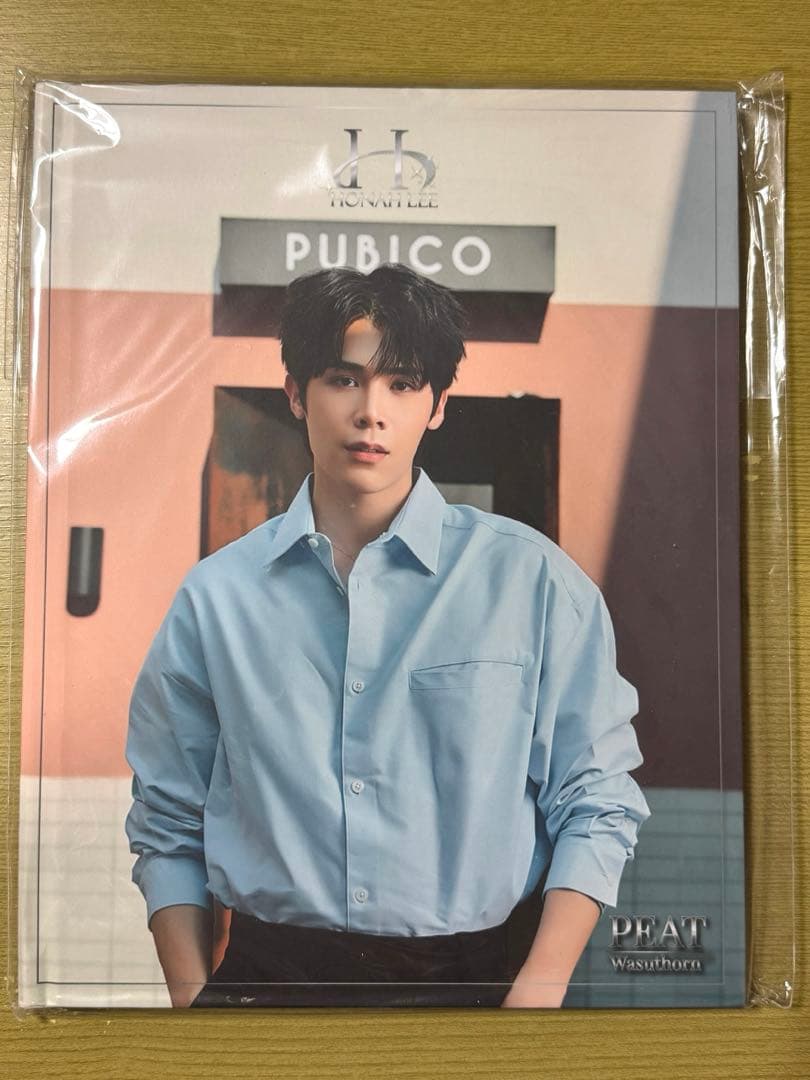 HONAH LEE X PEAT WASUTHORN 　 PHOTO BOOK