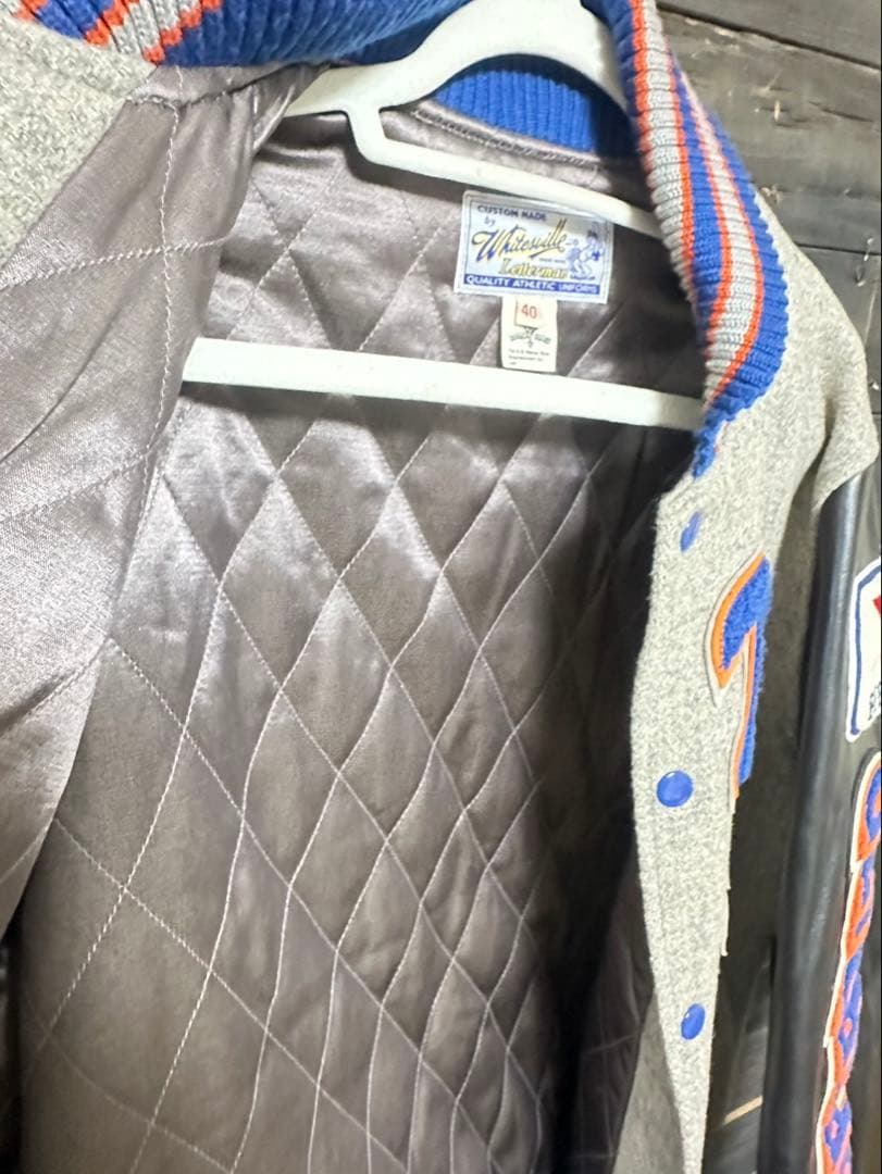 WHITES VILLE × ルーニーテューンズ コラボ スタジャン