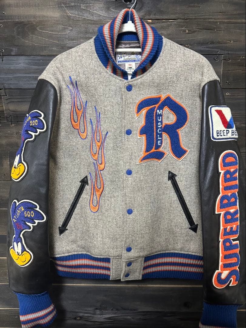 WHITES VILLE × ルーニーテューンズ コラボ スタジャン