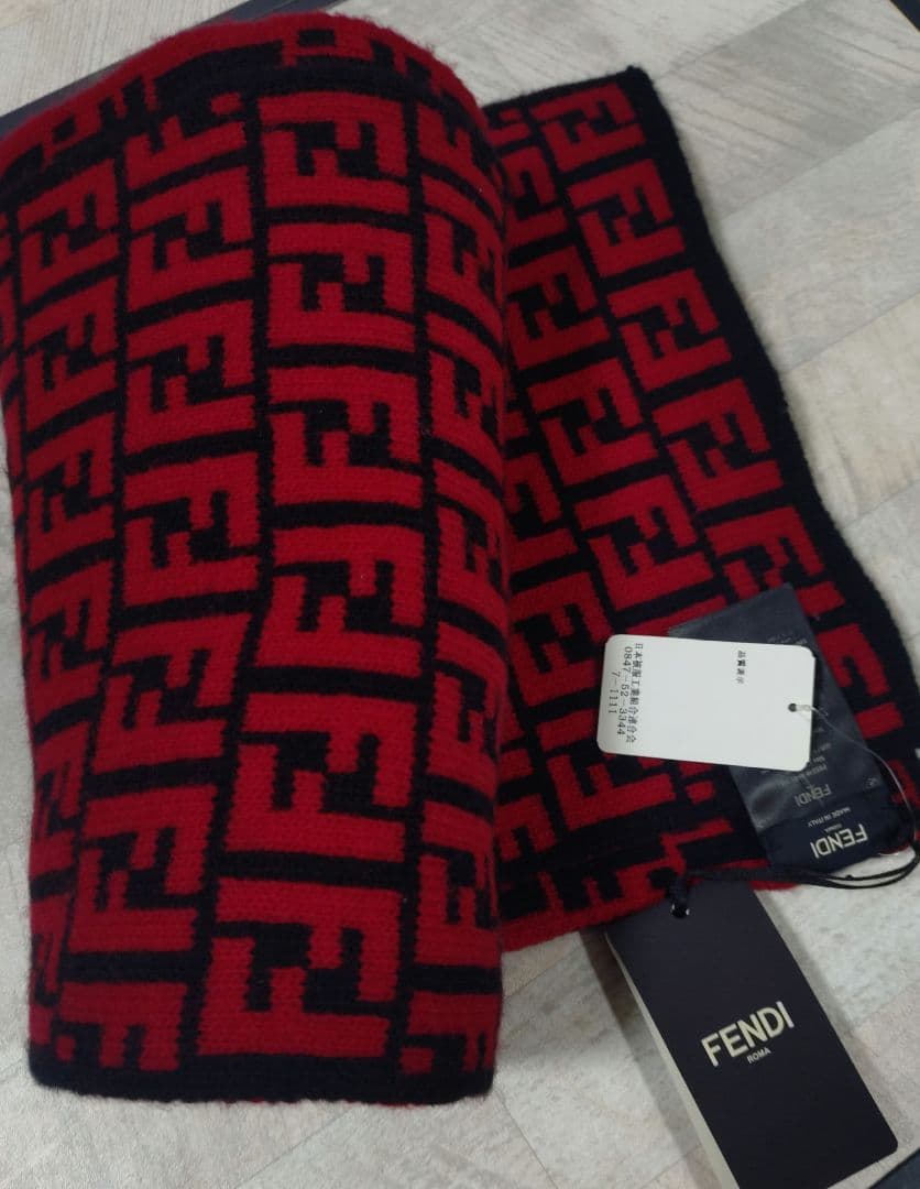 【新品未使用】FENDI フェンディ ズッカ柄 ワイン レッド マフラー ウール
