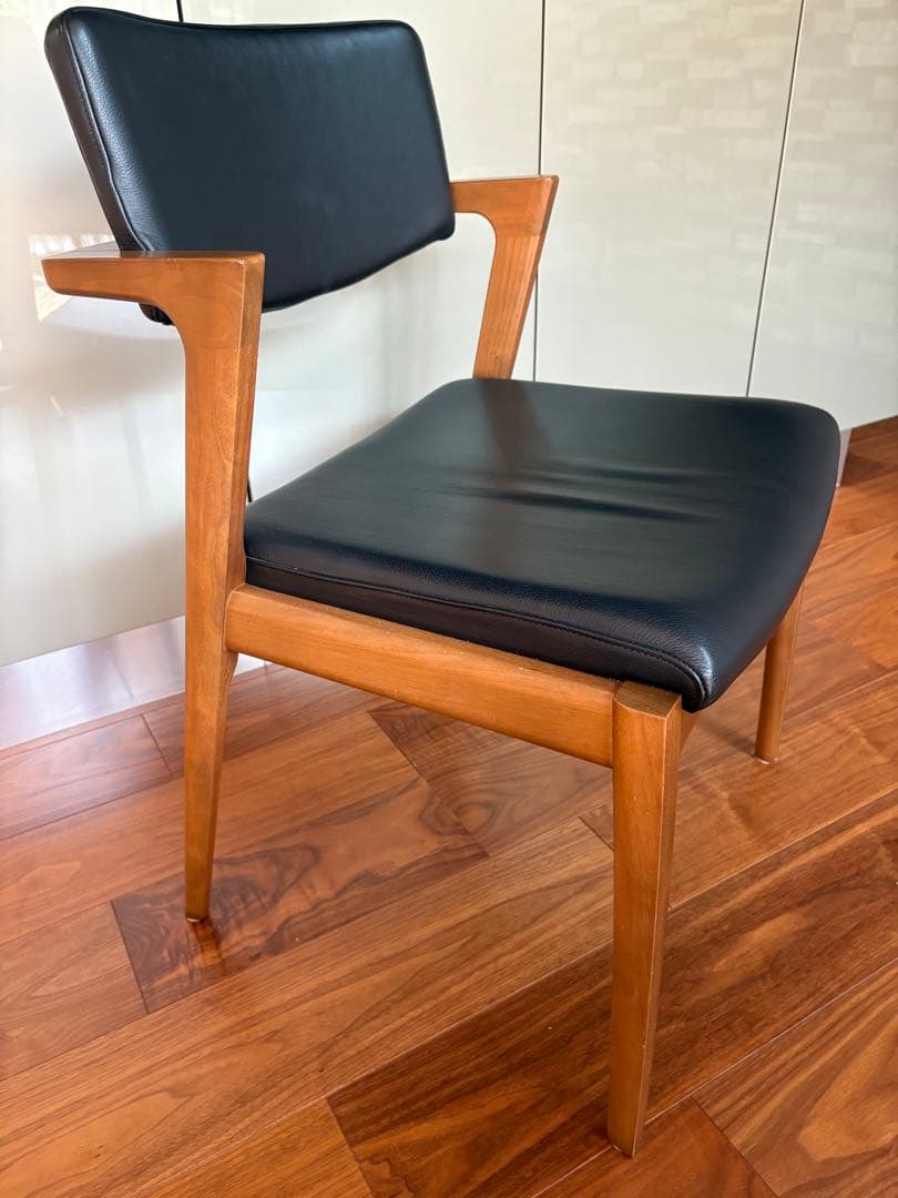 FUJI FURNITURE koti アームレスチェア本革ブラック①