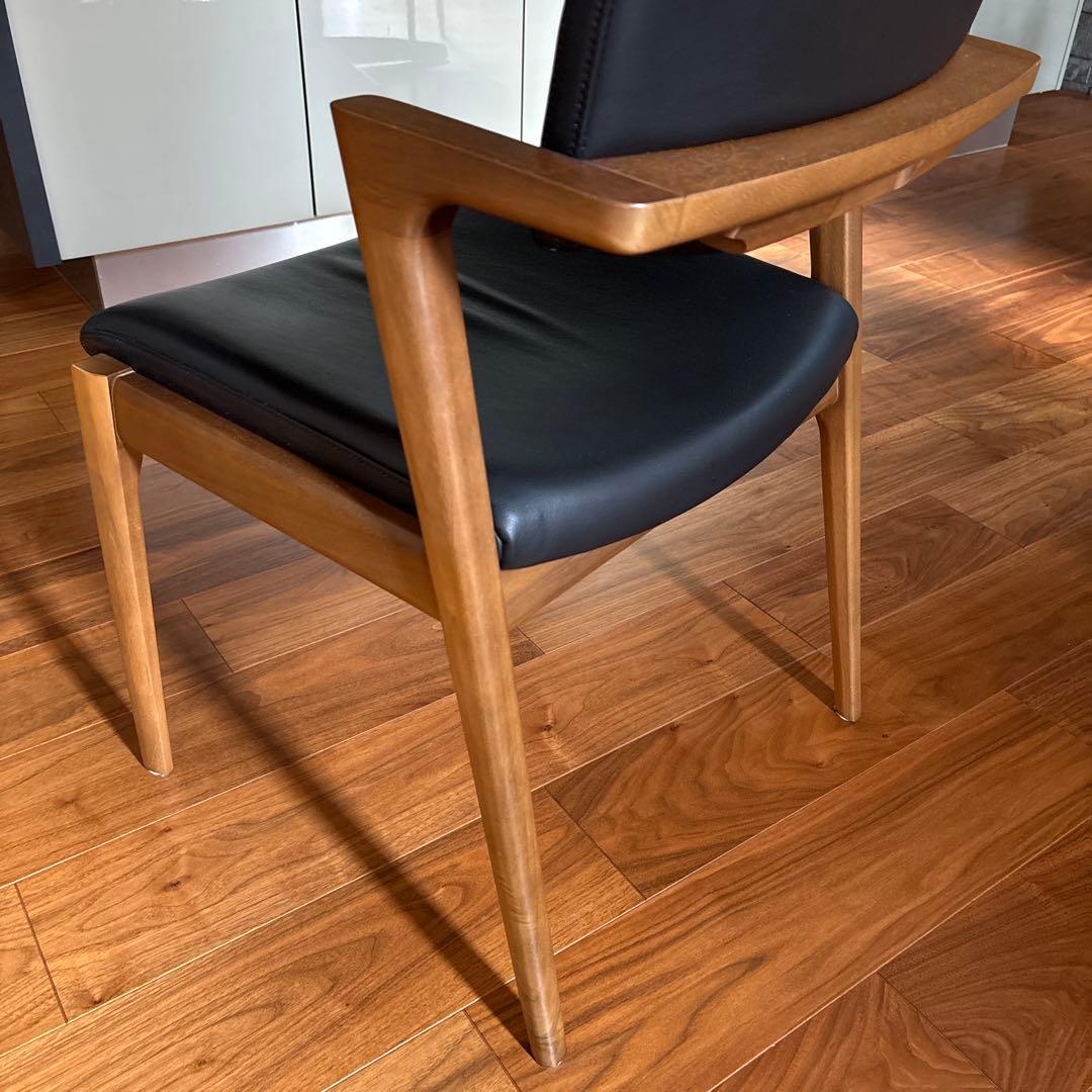 FUJI FURNITURE koti アームレスチェア本革ブラック①