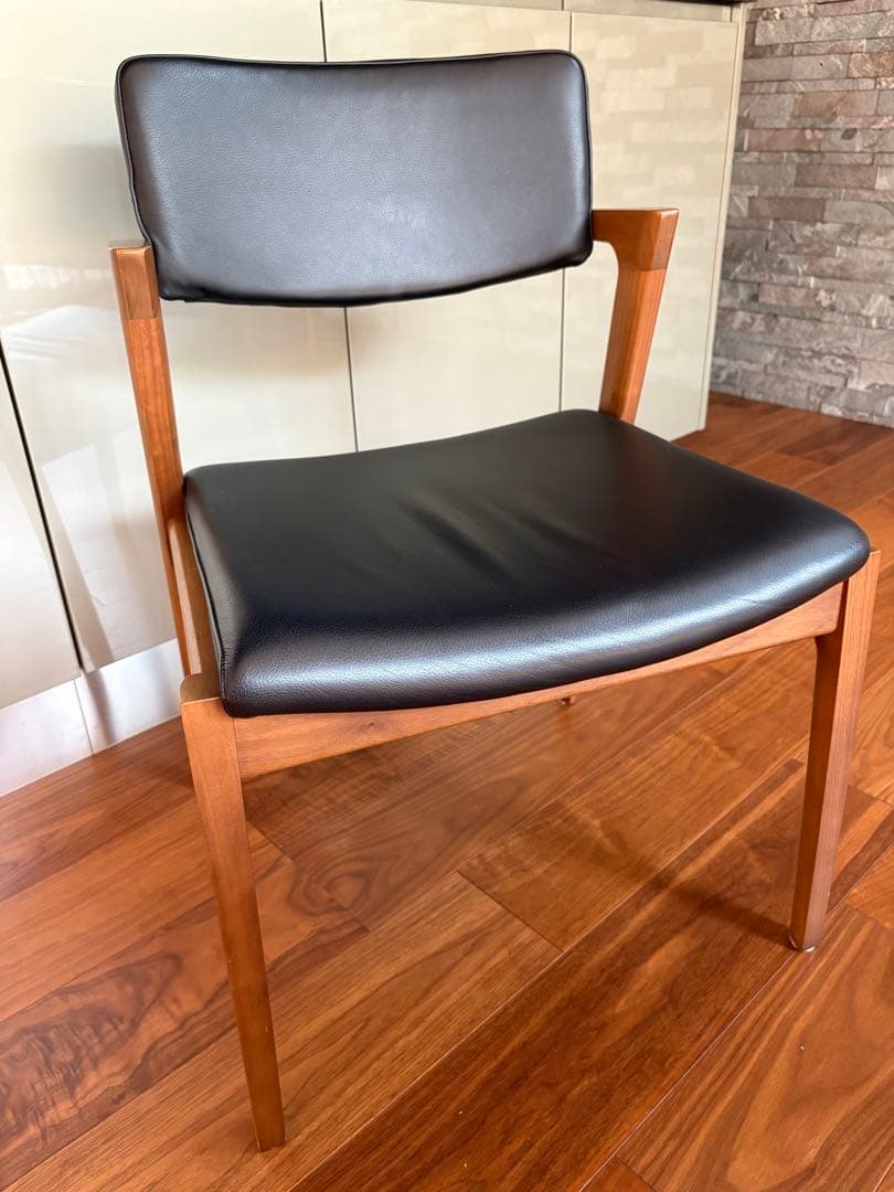 FUJI FURNITURE koti アームレスチェア本革ブラック①