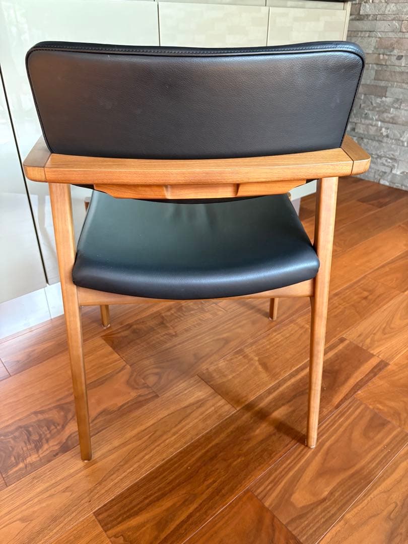 FUJI FURNITURE koti アームレスチェア本革ブラック①