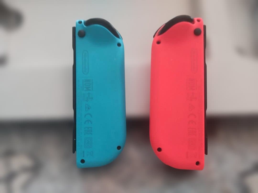 Nintendo Switch 本体 青/赤 Joy-Con付き