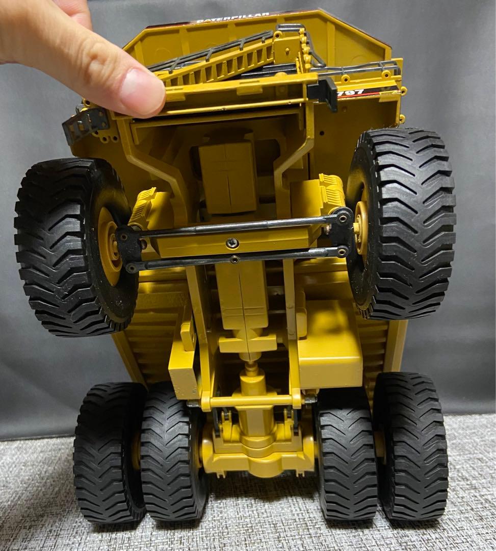 【CAT アメリカン　キャタピラー　797 ダンプトラック　鉱山用】