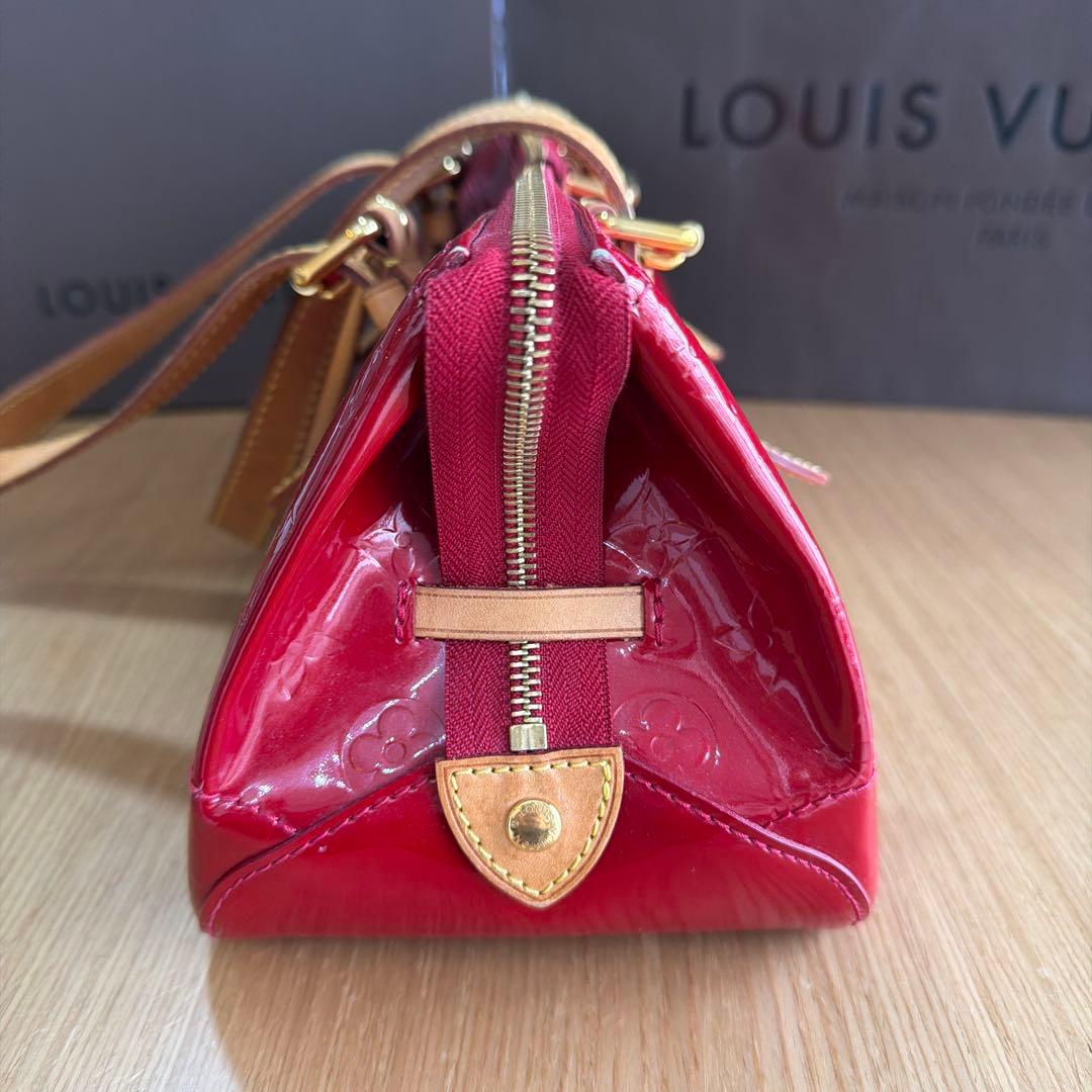 LOUIS VUITTON ローズウッド アヴェニュー モノグラム