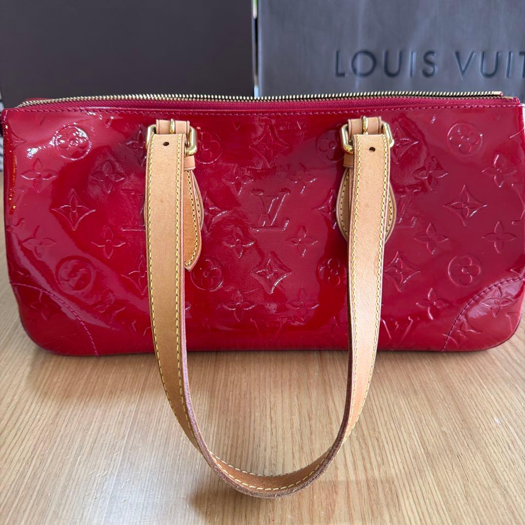 LOUIS VUITTON ローズウッド アヴェニュー モノグラム