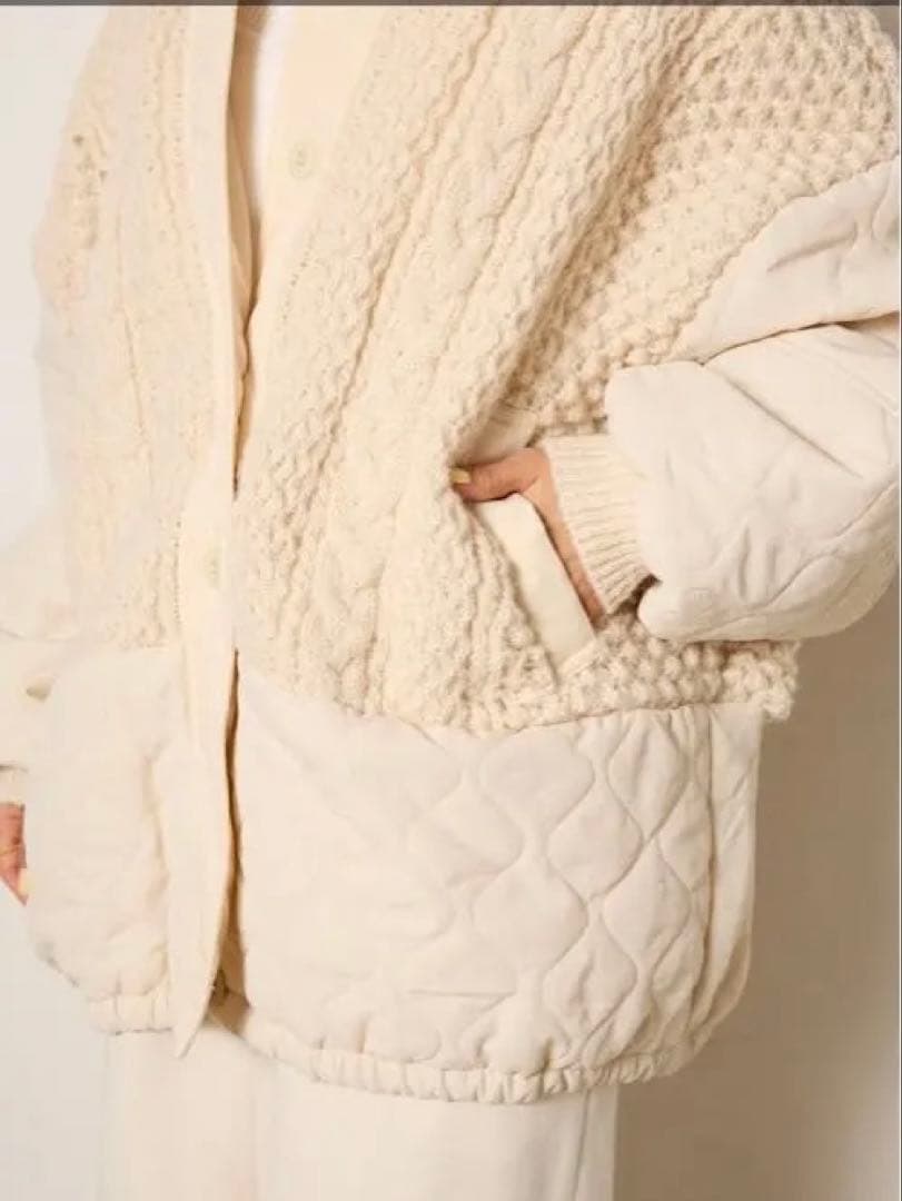 ESICA ☆新作☆ アラン編みニットノーカラー裾キルティングブルゾン