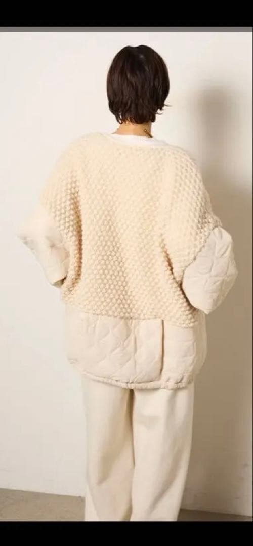 ESICA ☆新作☆ アラン編みニットノーカラー裾キルティングブルゾン