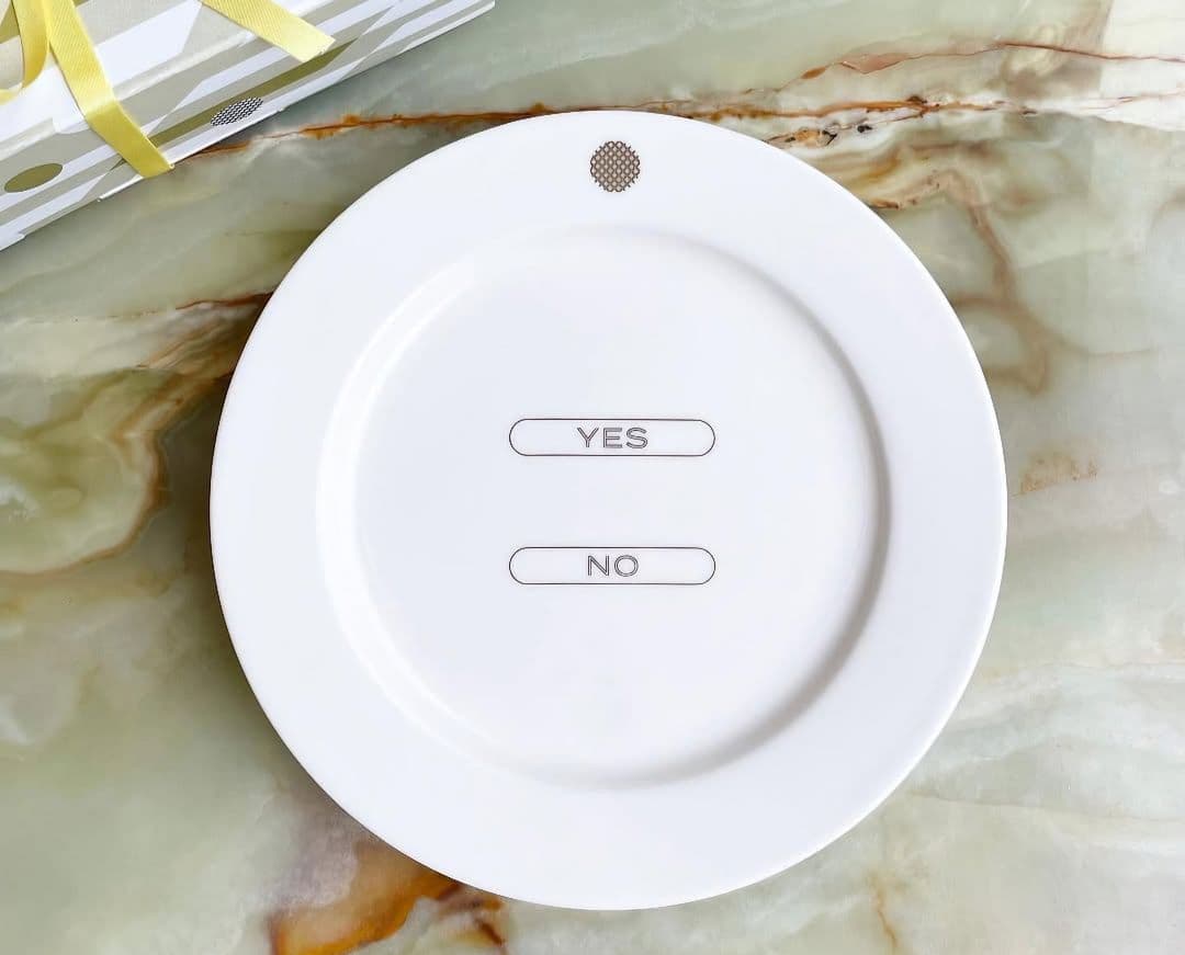 ノーレーズンサンドイッチ プレート