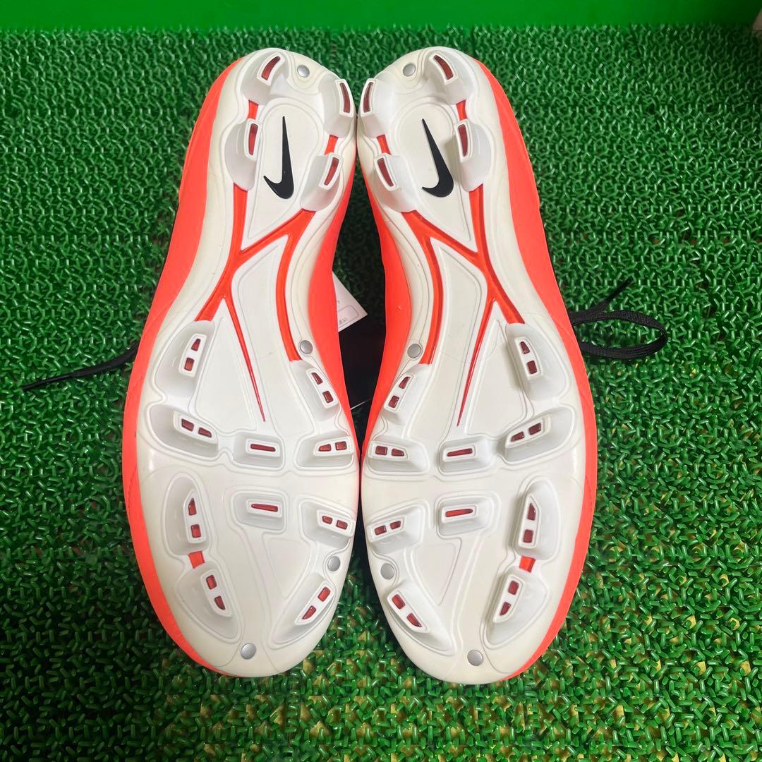 ナイキ サッカースパイクT90 レーザー IV HG-B ACC