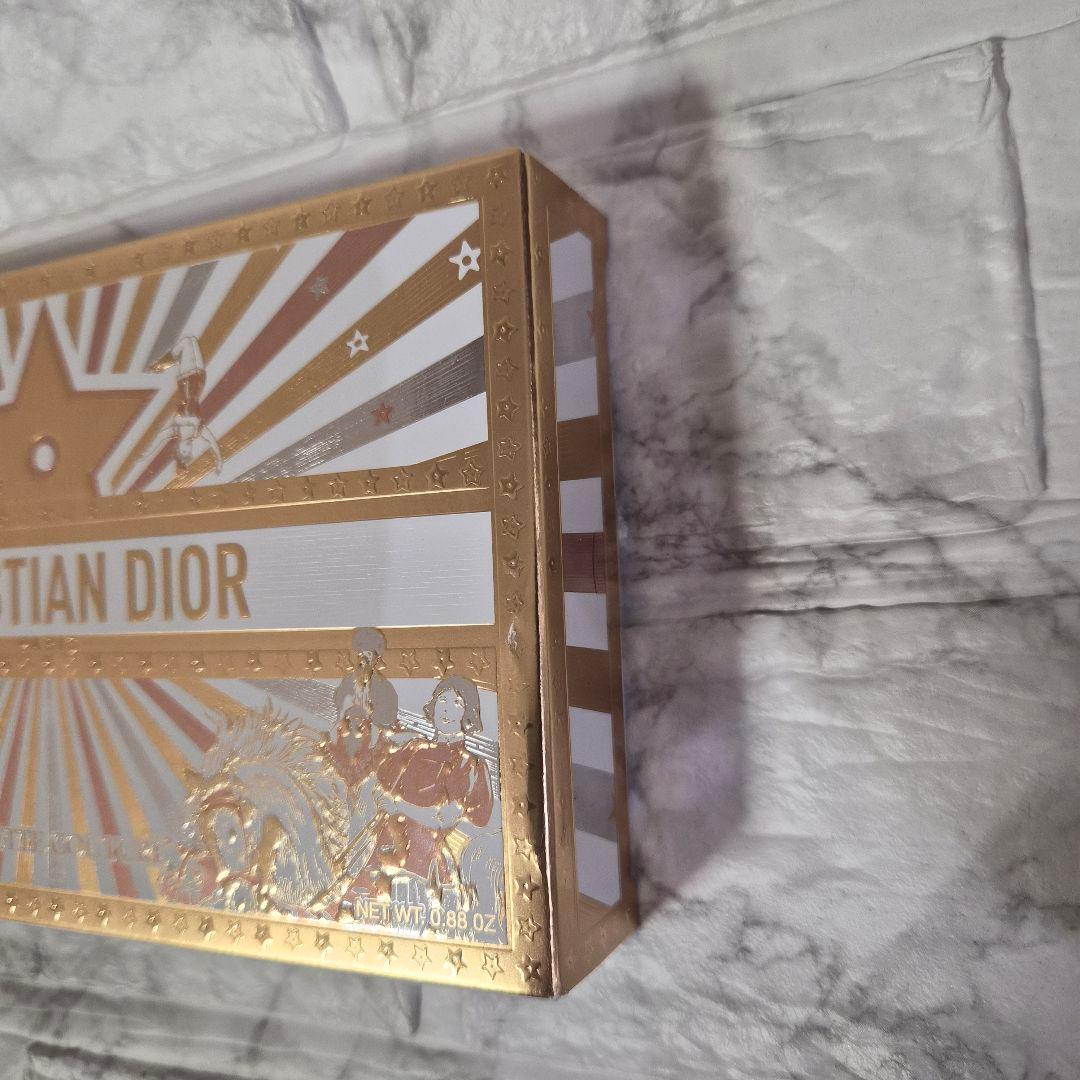 ☆新品未使用☆Dior クリスマスコフレ 2025 アイシャドウパレット
