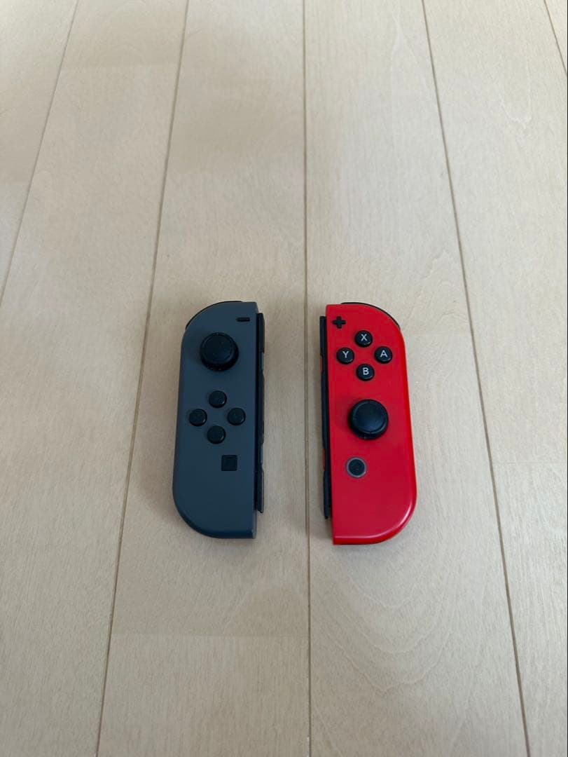 Nintendo Switch 本体 グレー/レッド