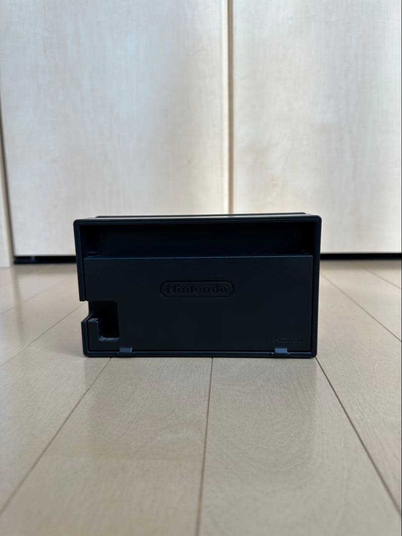 Nintendo Switch 本体 グレー/レッド