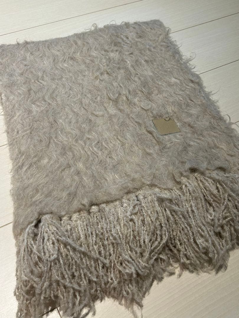 the toe Pigalle shaggy muffler ベージュ