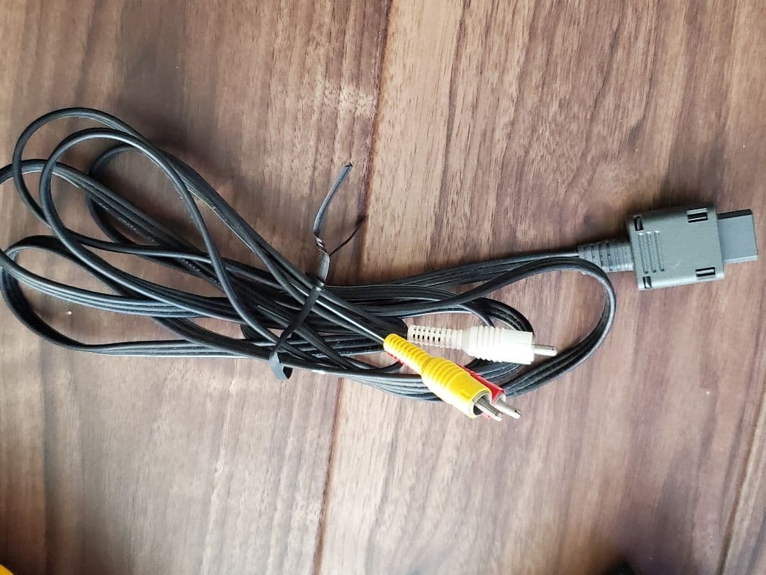 Nintendo 旧世代ゲーム機本体 NINTENDO 64 ピカチュウ オ…