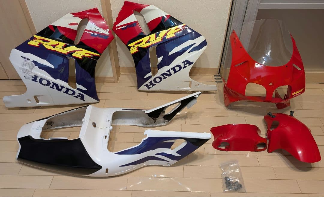 RVF400 純正カウルセット