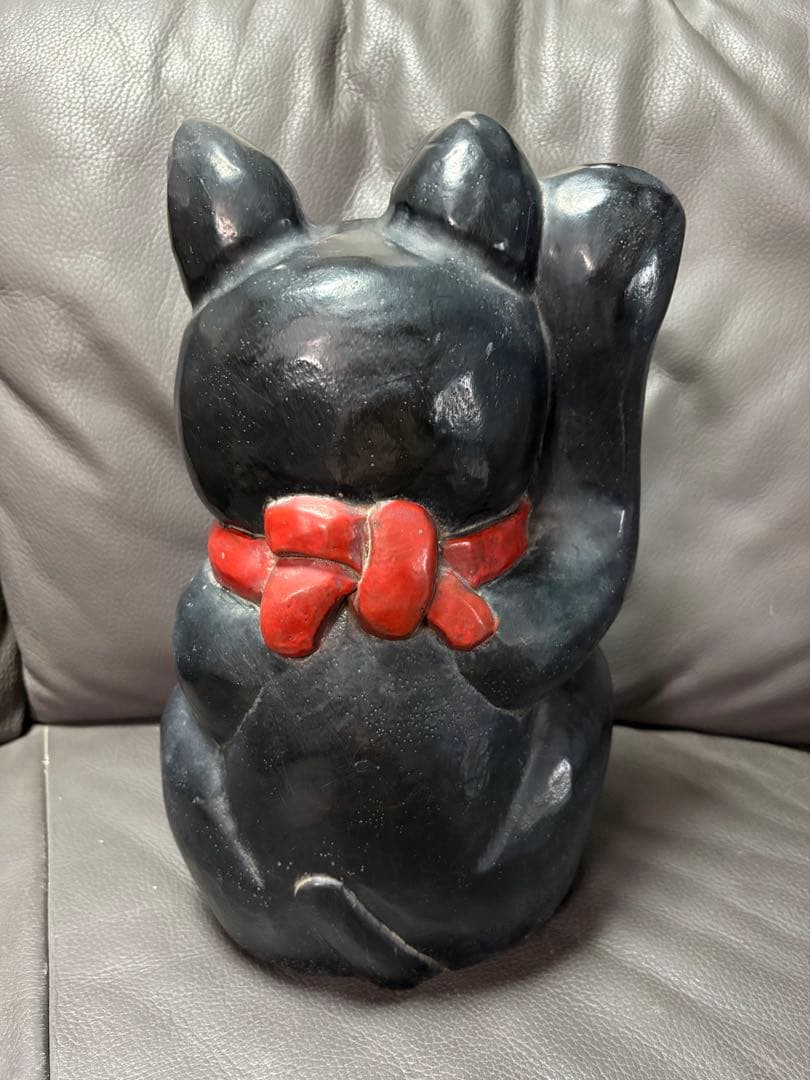 木製　黒の招き猫　置物　レトロ