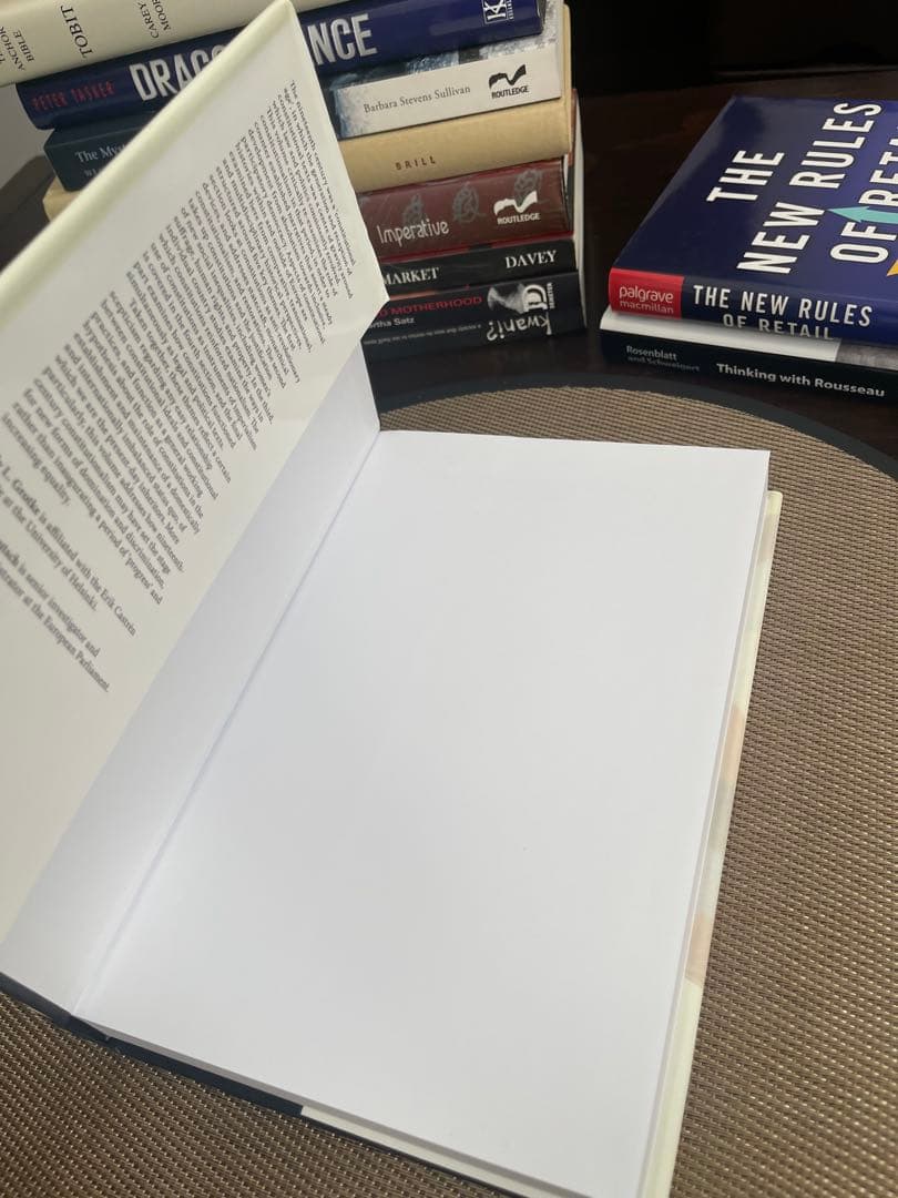 洋書 CONSTITUTIONALISM, LEGITIMACY, AND POWER