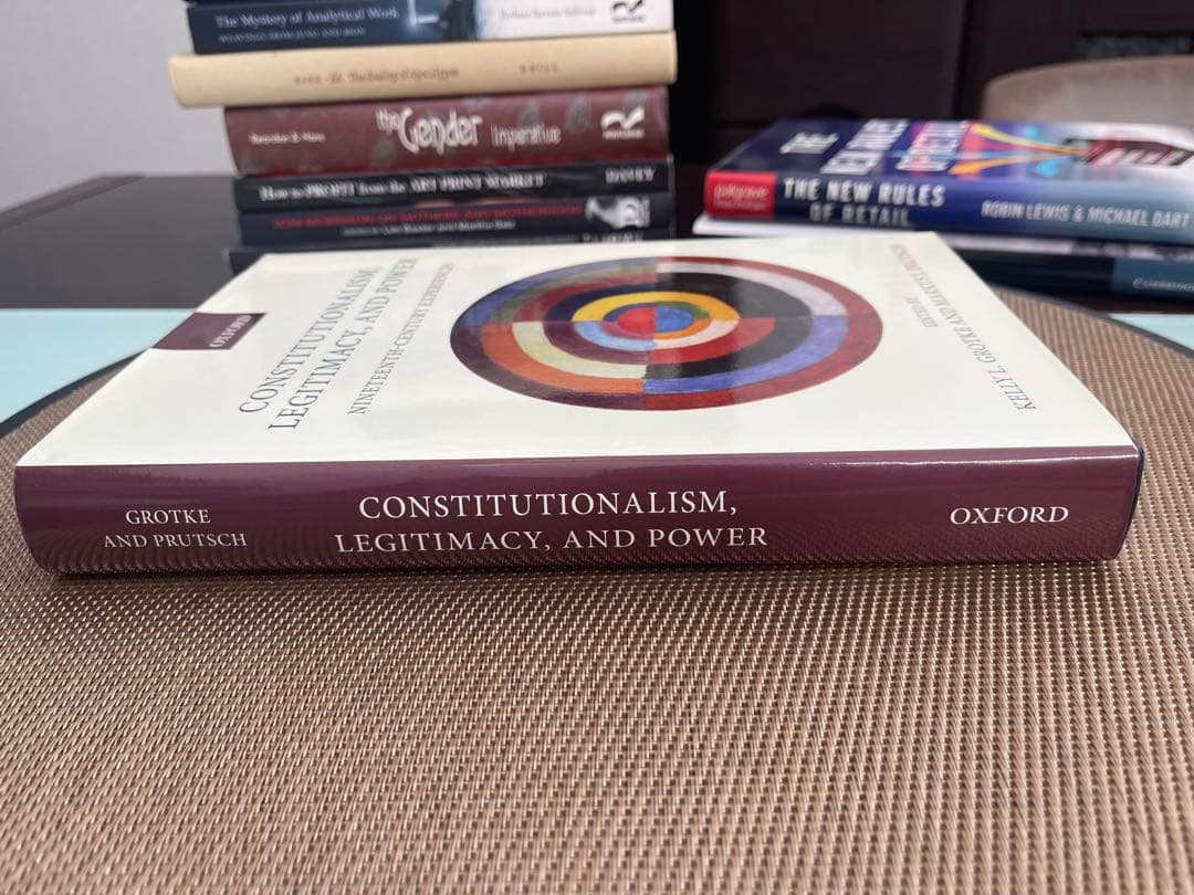 洋書 CONSTITUTIONALISM, LEGITIMACY, AND POWER