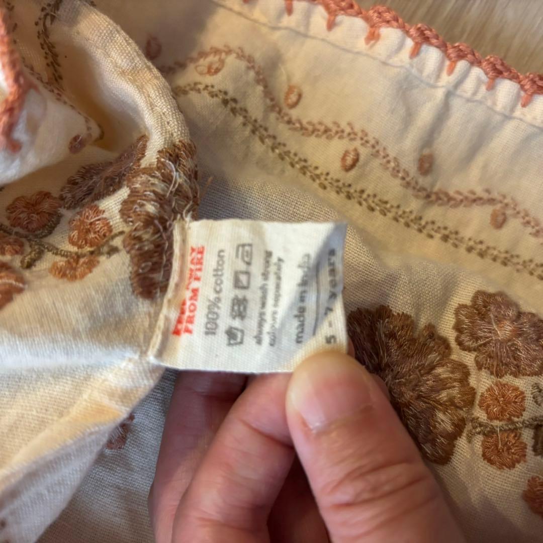 Apolina kids アポリナ　ワンピ　ワンピース　白