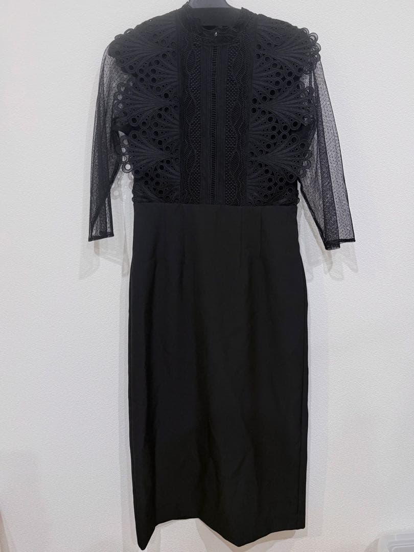 おいわいtroisieme chacoレース装飾付きブラックドレス 38