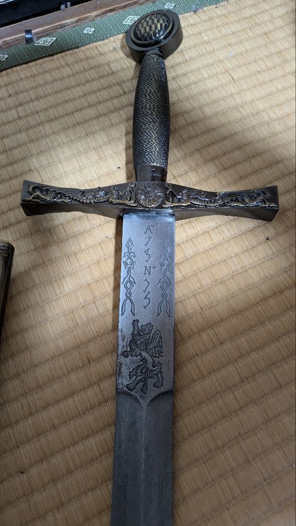 【値下げ】金属製 模造刀 西洋剣 デニックス エクスかリバー