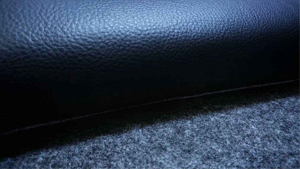 【新品】グランドプロフィア◆フラット助手席 ブラックレザー◆支柱付属［在庫有］