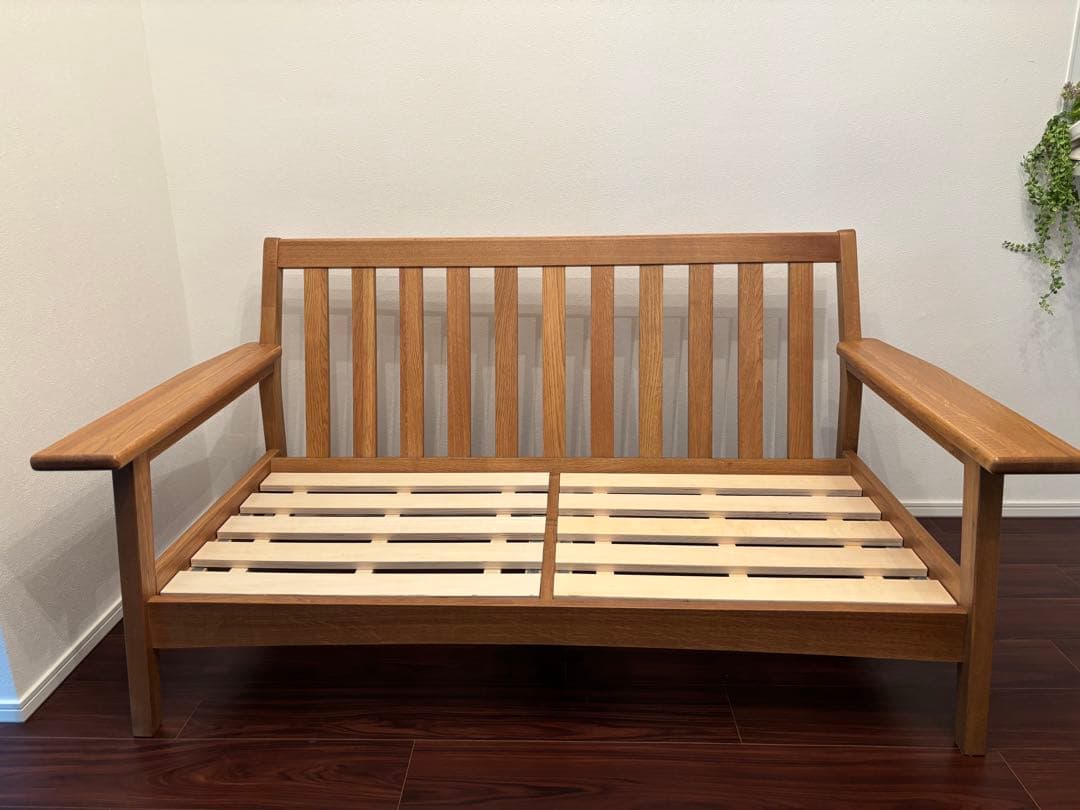 2人掛け　デザイナーズ　木枠ソファ