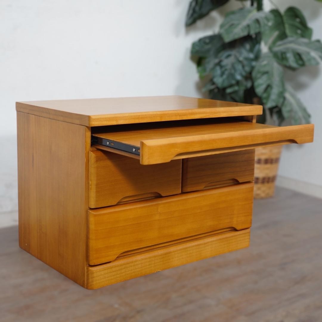 【新品】仏壇 チェスト　リビングにも置ける モダン アウトレット