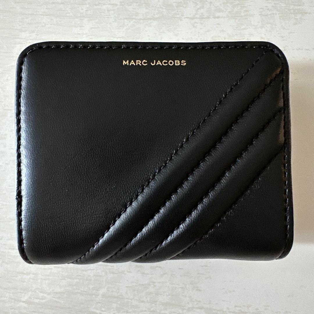 MARC JACOBS 二つ折り財布