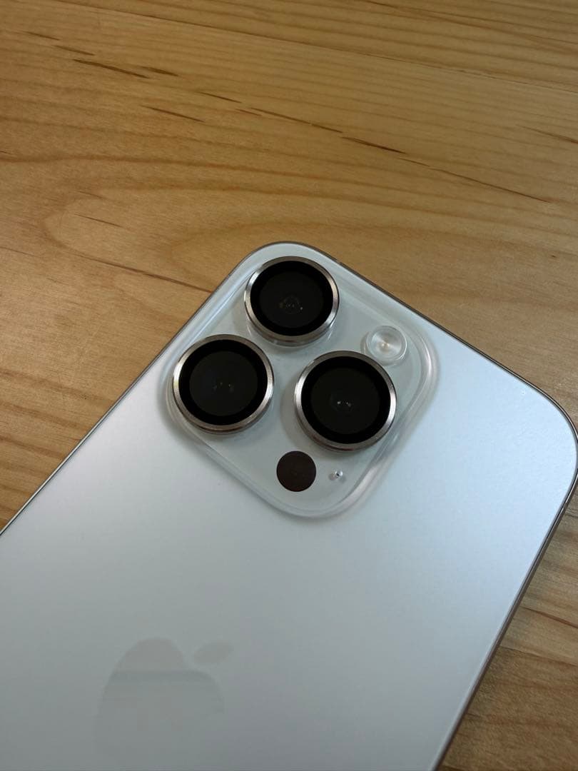 iPhone 15 Pro 512GB ホワイト