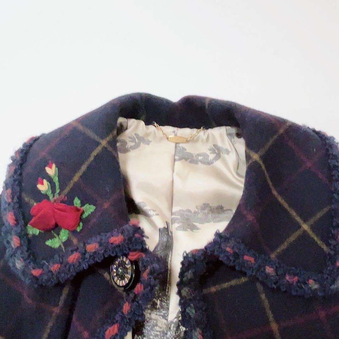 美品 ロイスクレヨン 2013年受注コート マント型ケープコート ルアーナ