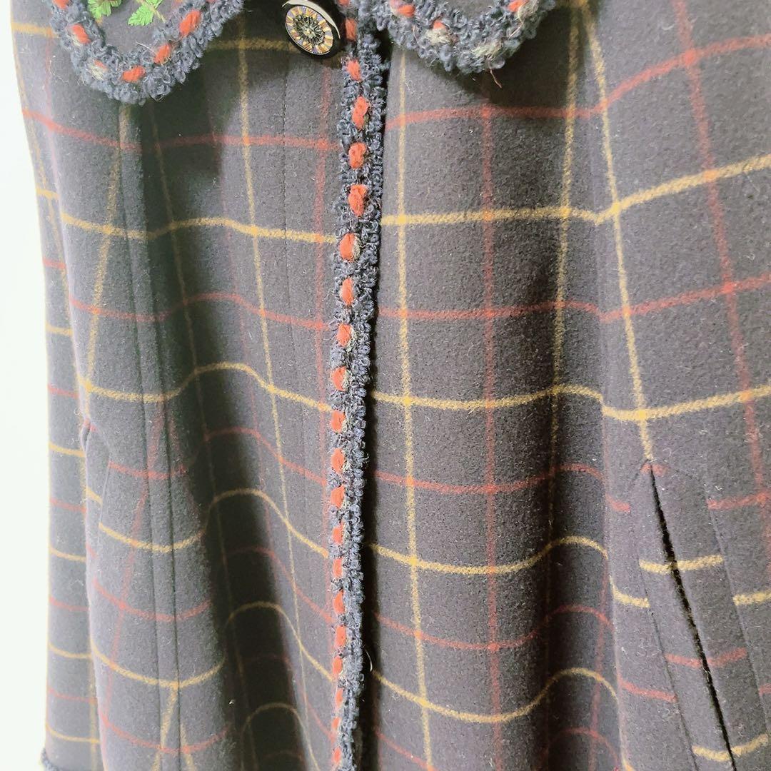 美品 ロイスクレヨン 2013年受注コート マント型ケープコート ルアーナ