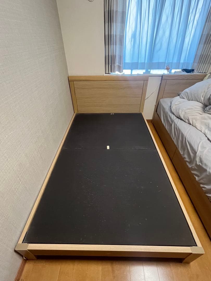 セミダブルベッドフレーム　シモンズ　シエラフラット