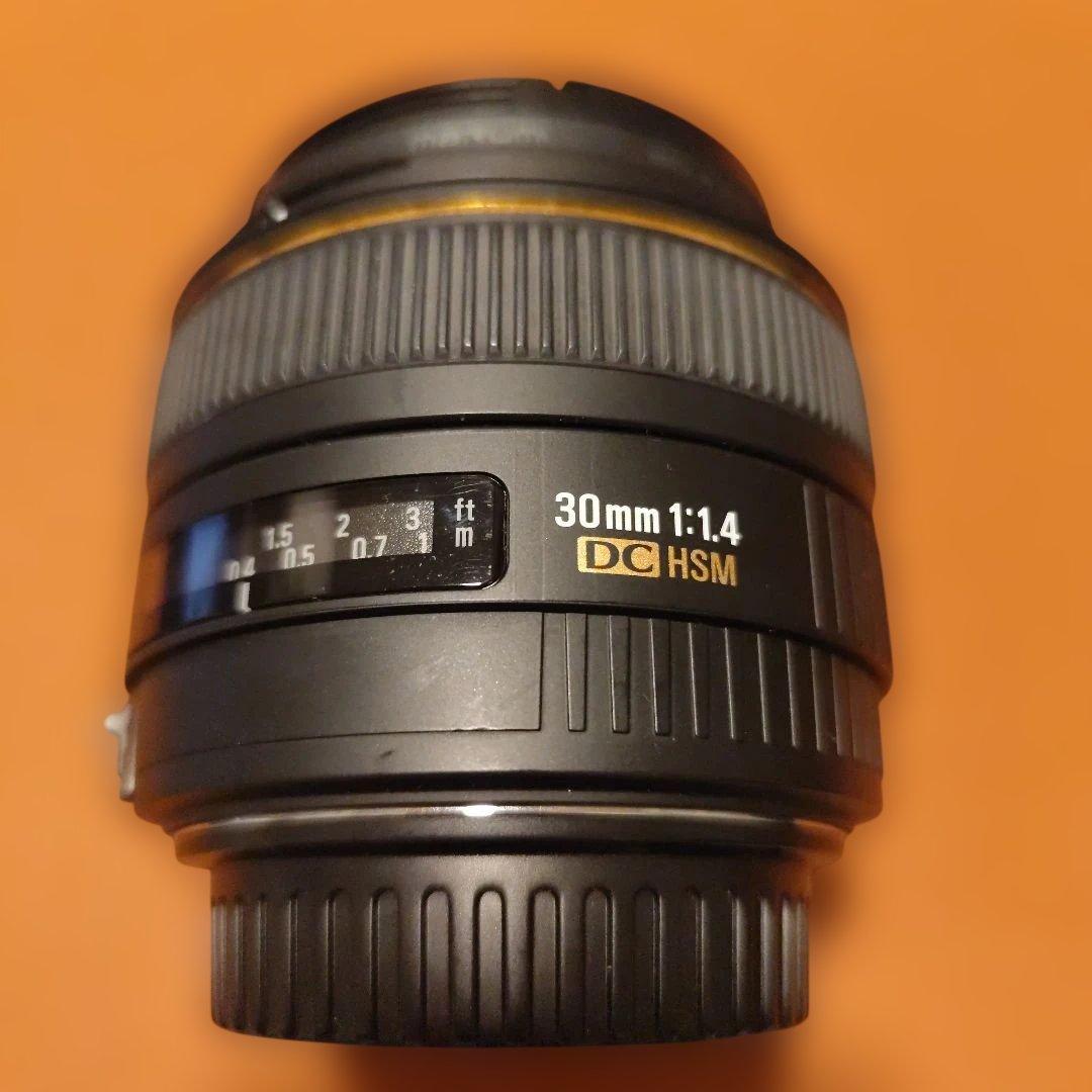 クリスマスセール！sigma 30mm f1.4 dc hsm　CANON　EF