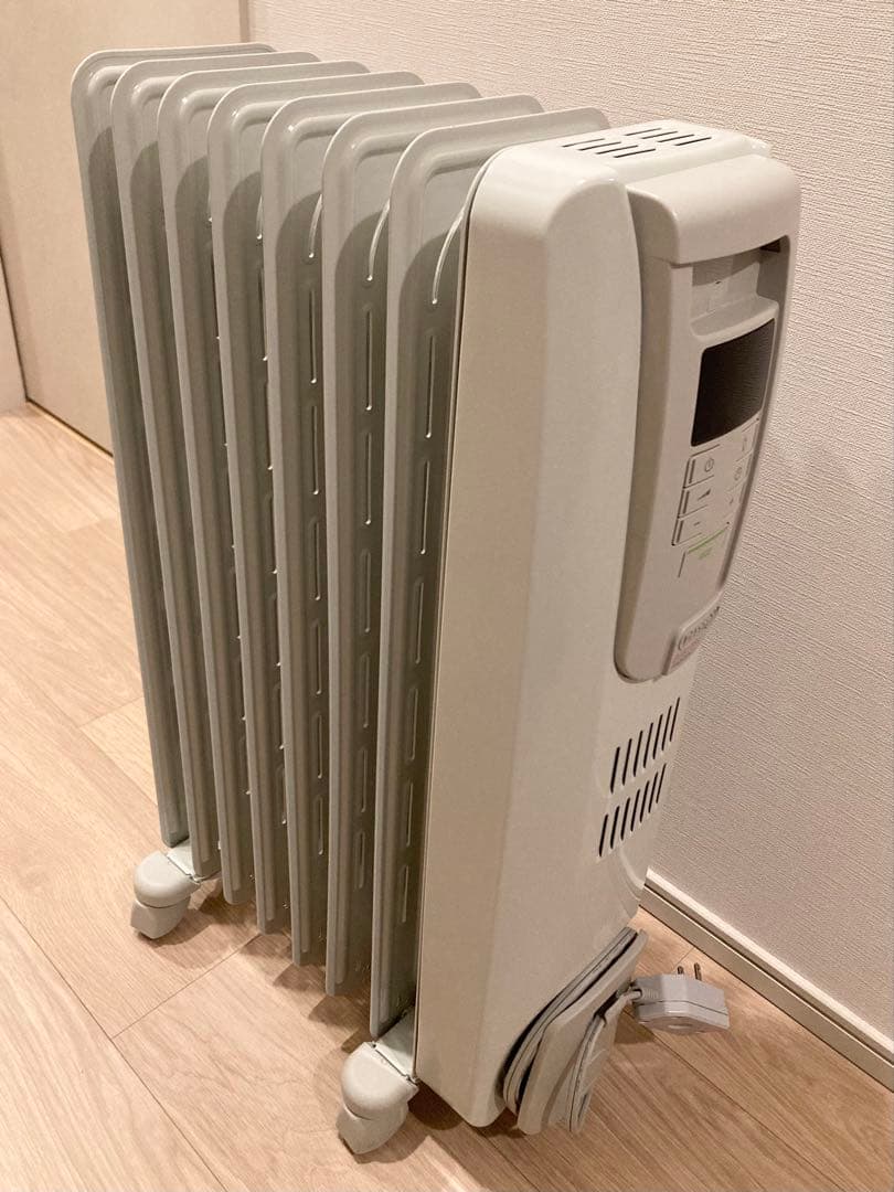 デロンギ オイルヒーター KHD410812-GC 暖房 DeLonghi