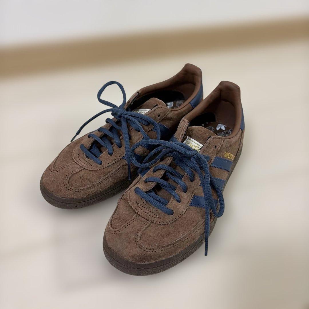 美品adidas ブラウン スエード スニーカー サイズ24.5