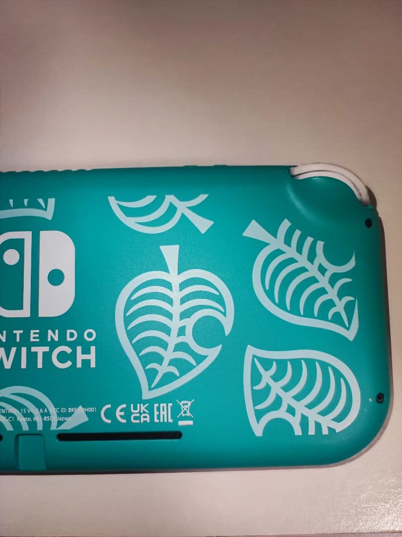 Switch Lite 本体 あつまれ どうぶつの森 まめきち&つぶきちアロハ柄