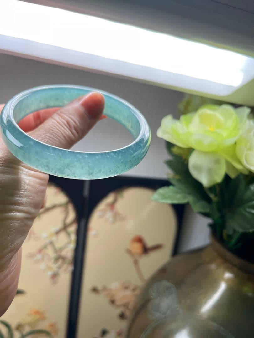 高品質‼️新入荷❣️天然A貨翡翠　完美品、雪花綿入り氷種氷藍水バングル　鑑定書付き
