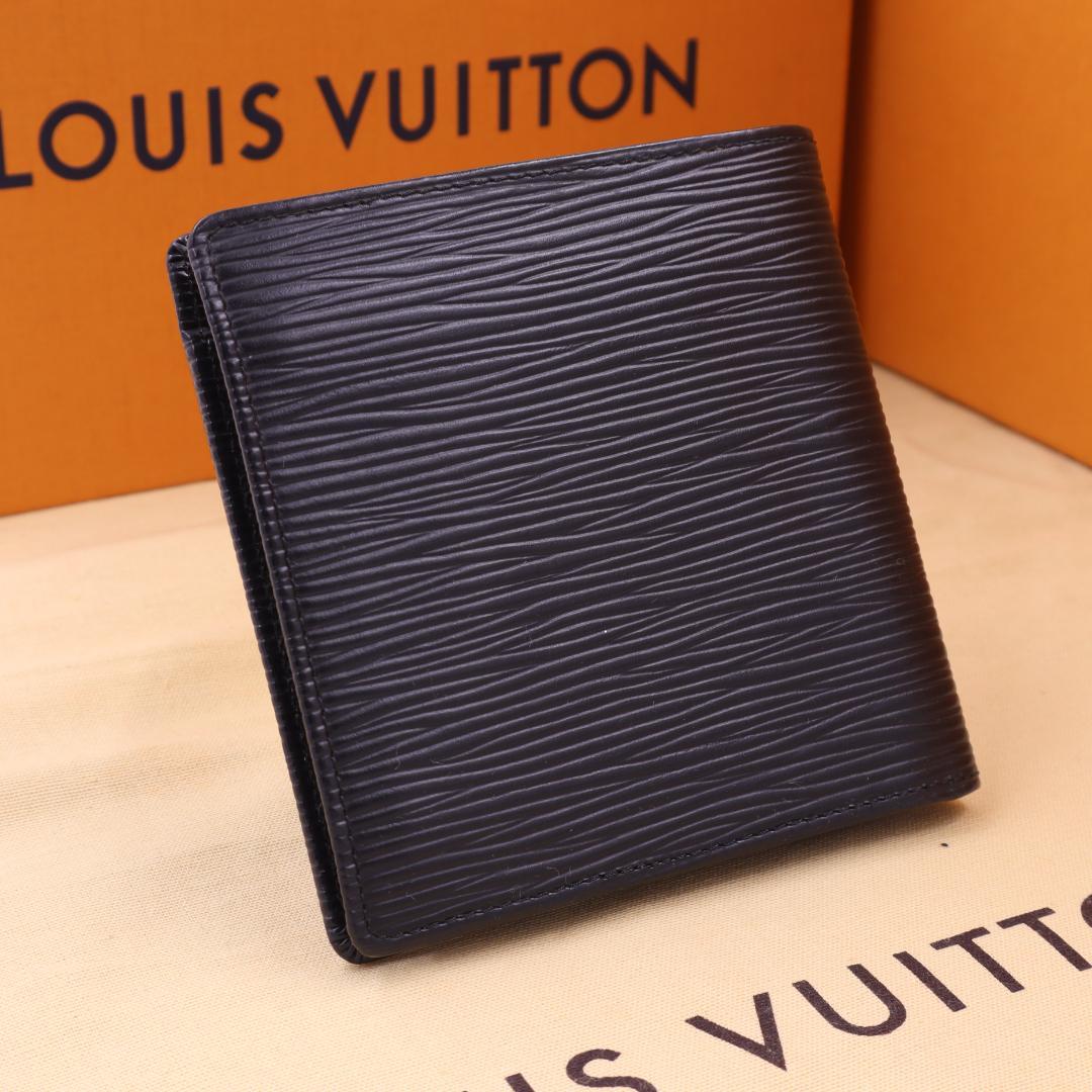 ルイヴィトン エピ 二つ折り財布 ブラック ポルト ビエ カルトクレディモネ 黒