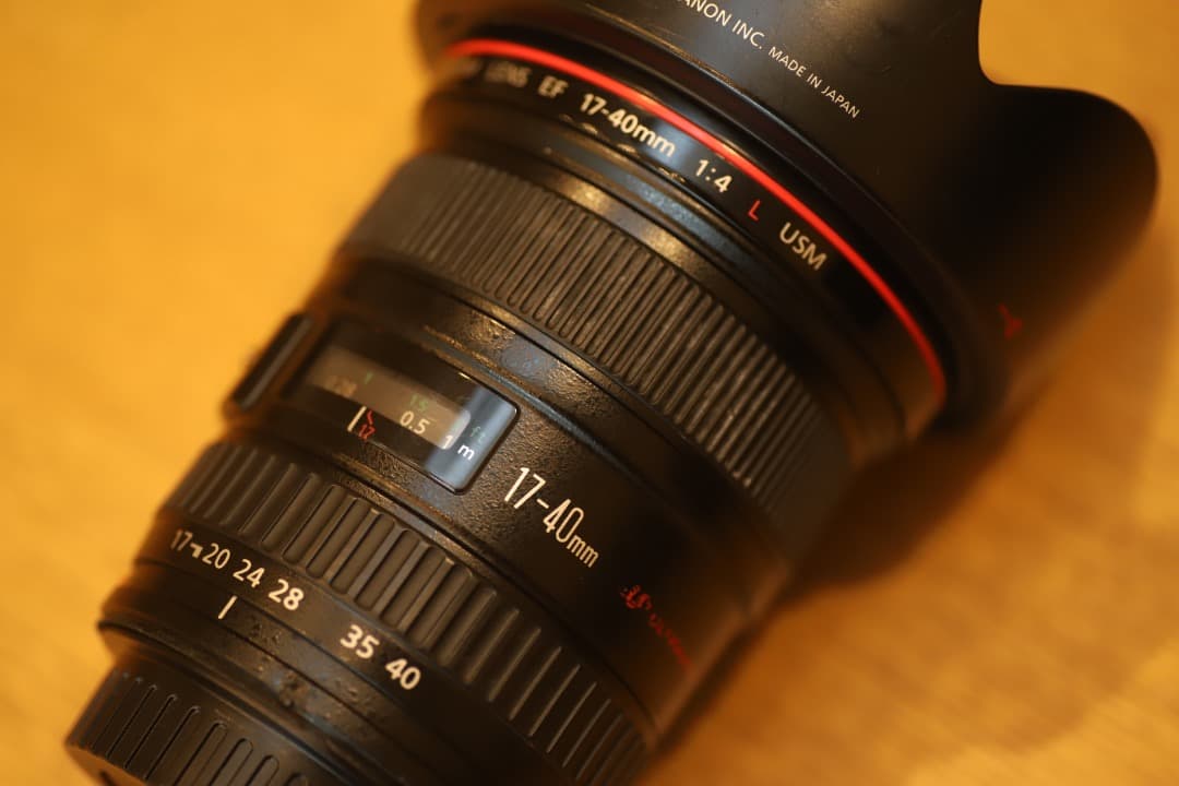 【程度良好】キヤノン Canon EF 17-40mm F4 L USMフード付